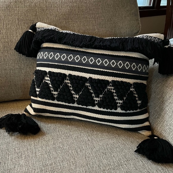Pier 1 Other - Pier 1 decorative pillow